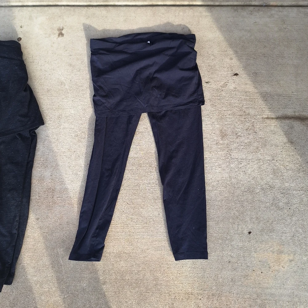EUC *CAbi M'Leggings 3 PAIRS Skirted LEGGINGS - Picture 6 of 13